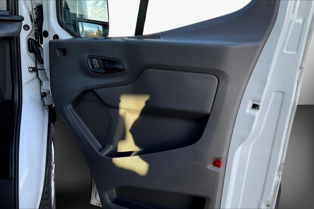 2022 Ford Transit-350 XLT