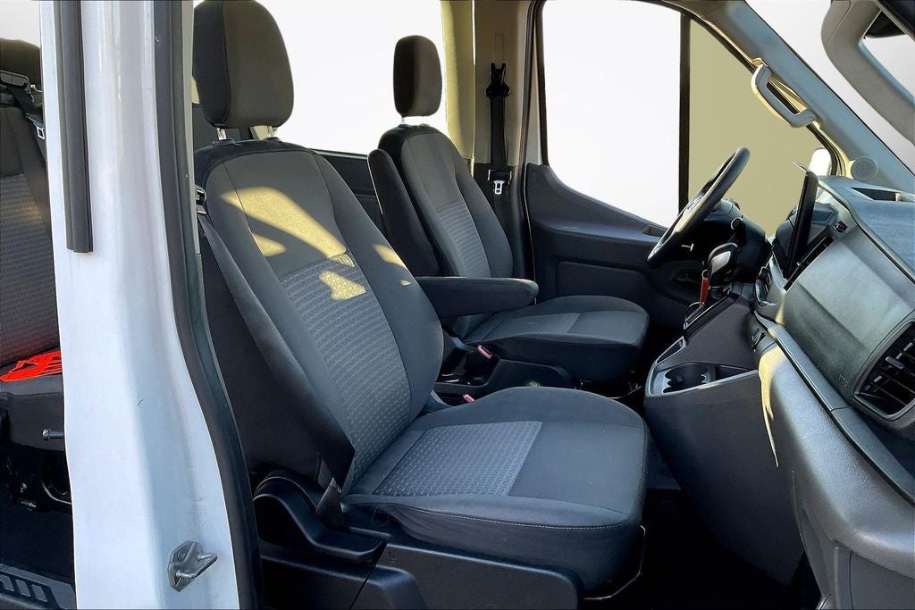 2022 Ford Transit-350 XLT