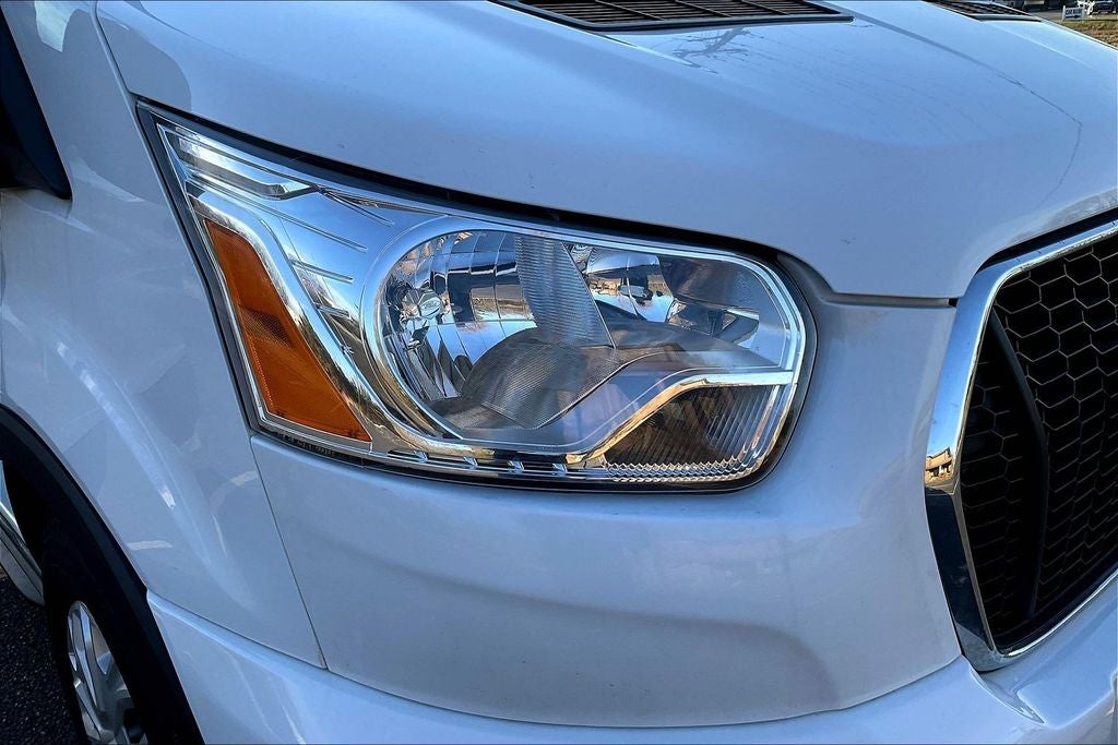 2022 Ford Transit-350 XLT