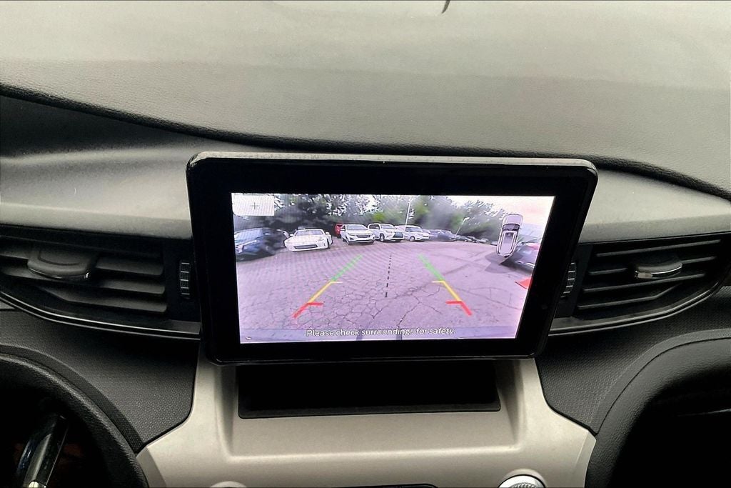 2023 Ford Explorer Base