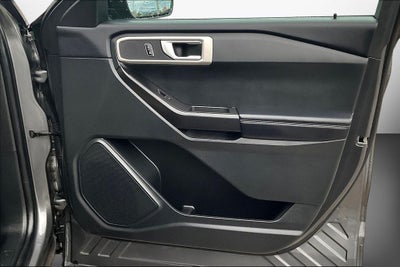2023 Ford Explorer Base