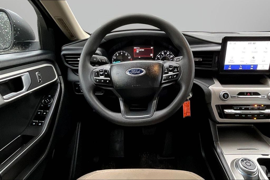 2023 Ford Explorer Base