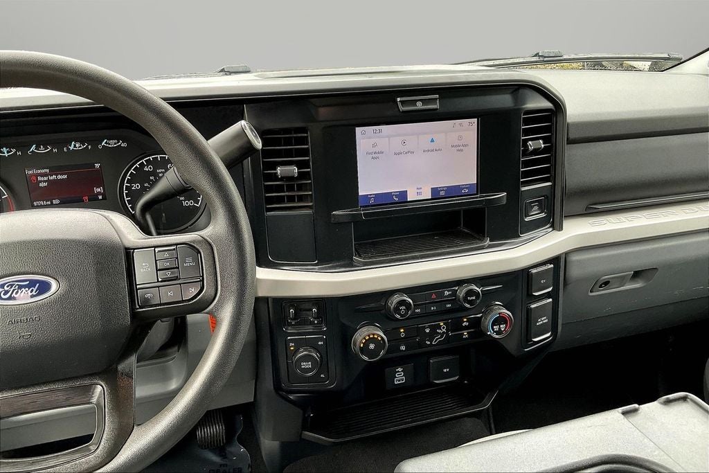 2025 Ford F-350SD XLT DRW