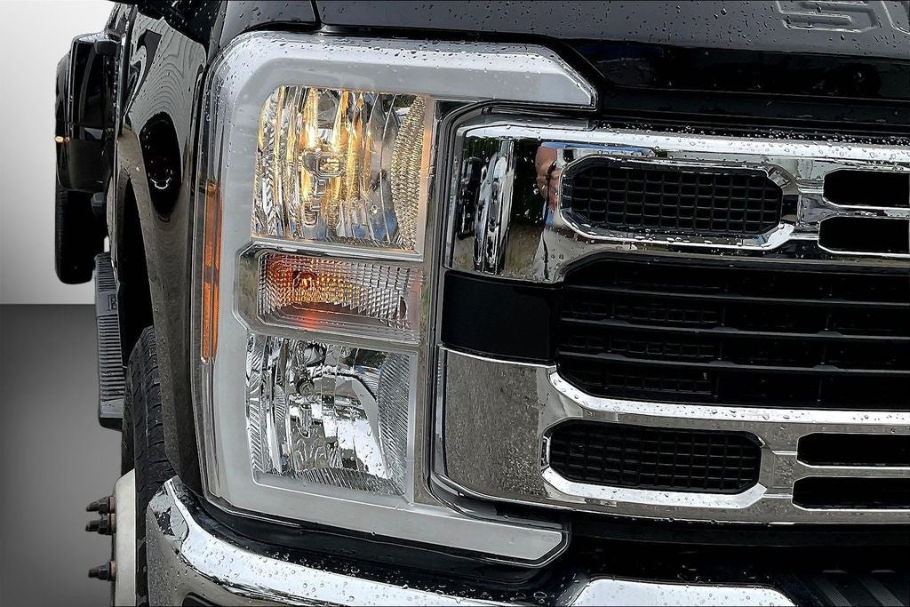 2025 Ford F-350SD XLT DRW