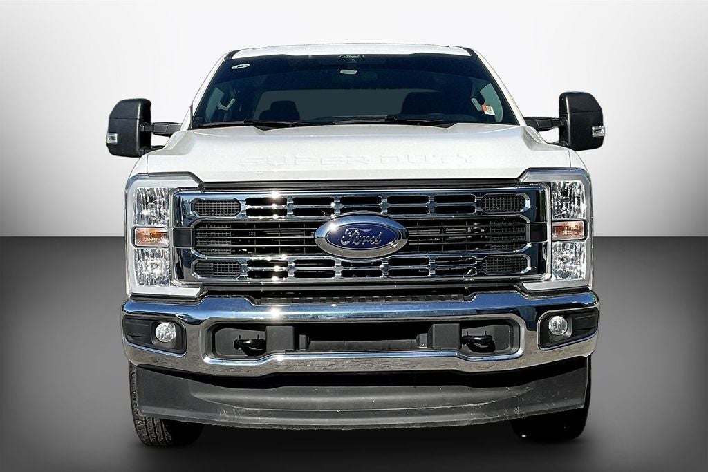 2025 Ford F-350SD XLT DRW