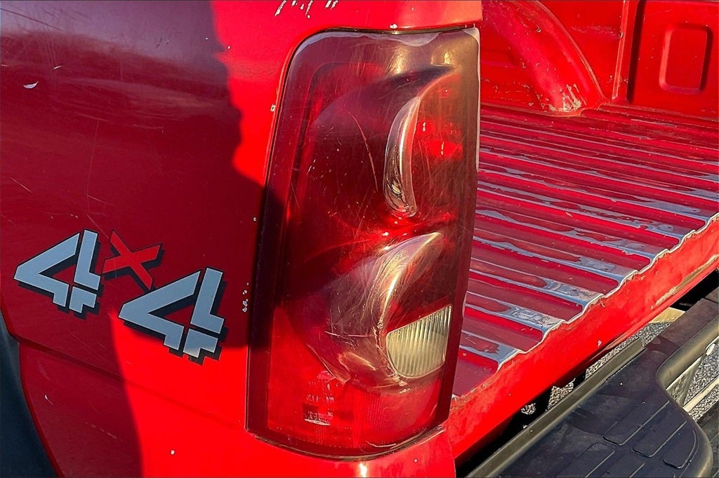 2003 Chevrolet Silverado 2500HD LS