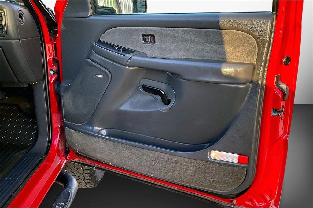 2003 Chevrolet Silverado 2500HD LS