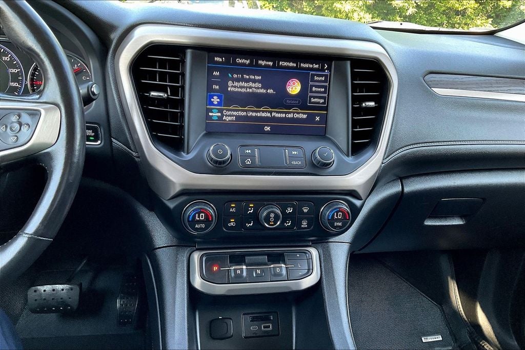 2022 GMC Acadia Denali