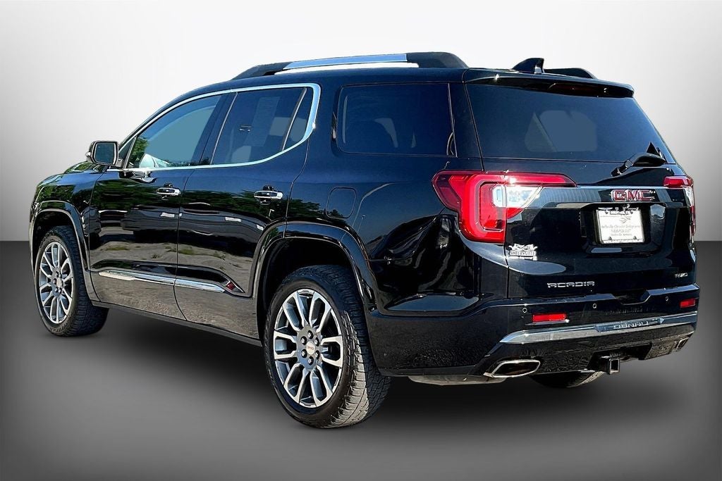 2022 GMC Acadia Denali