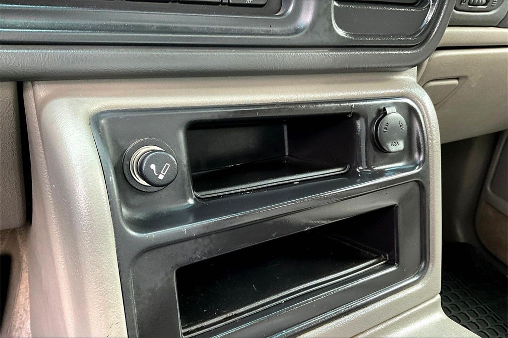 2003 Chevrolet Suburban 1500 LS