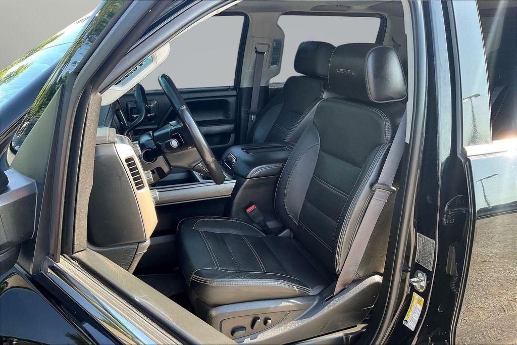 2017 GMC Sierra 3500HD Denali