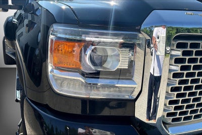 2017 GMC Sierra 3500HD Denali