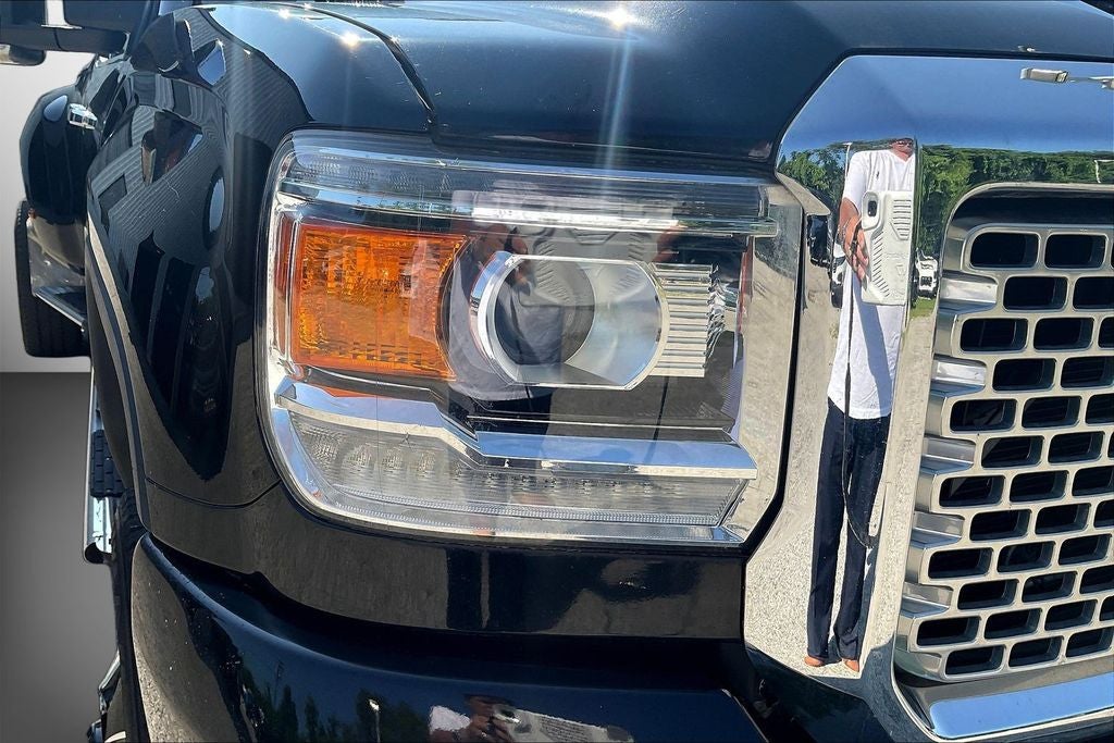 2017 GMC Sierra 3500HD Denali