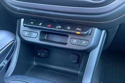 2022 GMC Canyon AT4 w/Leather