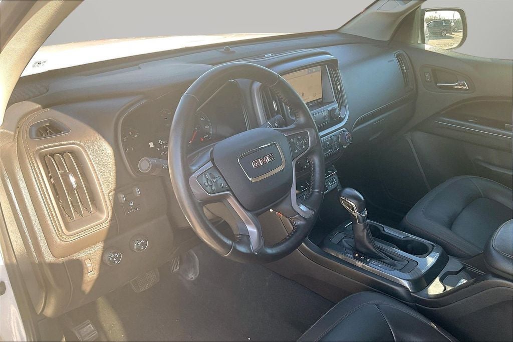 2022 GMC Canyon AT4 w/Leather