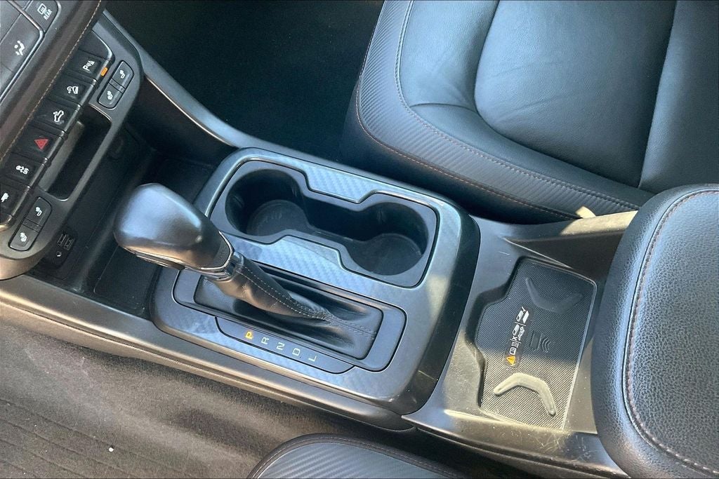 2022 GMC Canyon AT4 w/Leather