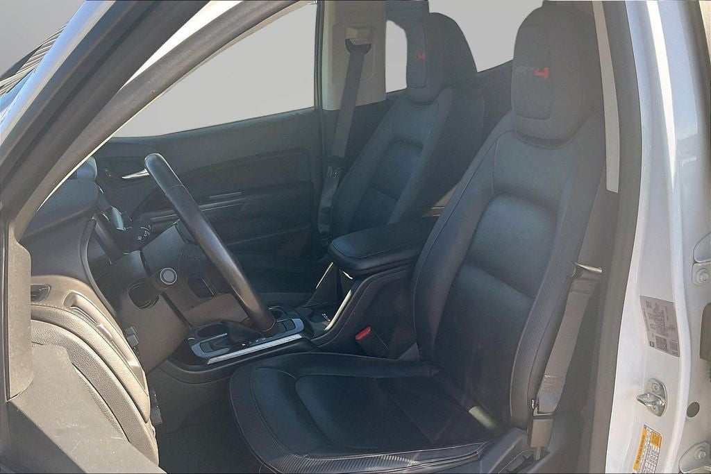 2022 GMC Canyon AT4 w/Leather