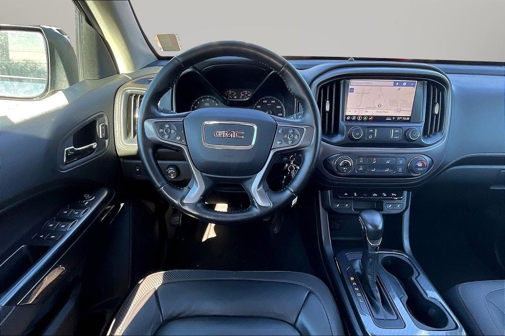 2022 GMC Canyon AT4 w/Leather