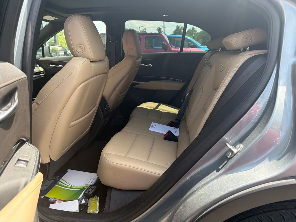 2024 Cadillac XT4 Luxury