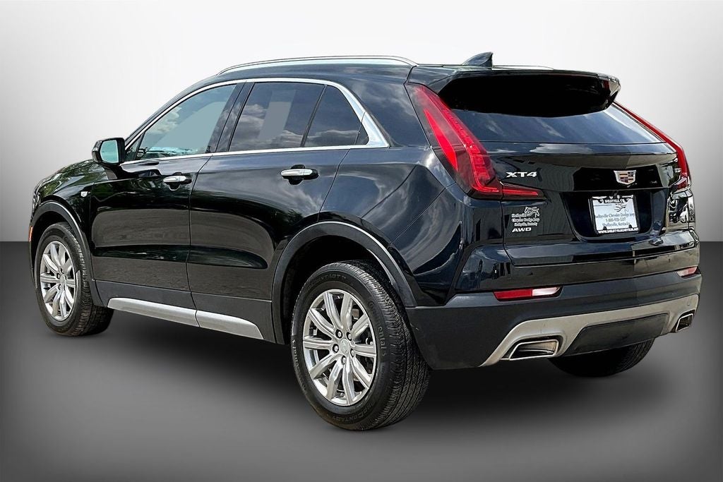 2023 Cadillac XT4 Premium Luxury