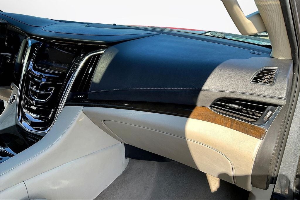 2018 Cadillac Escalade Premium Luxury