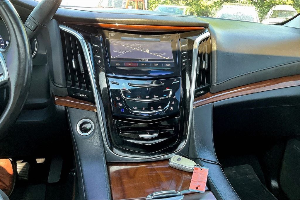 2016 Cadillac Escalade ESV Luxury