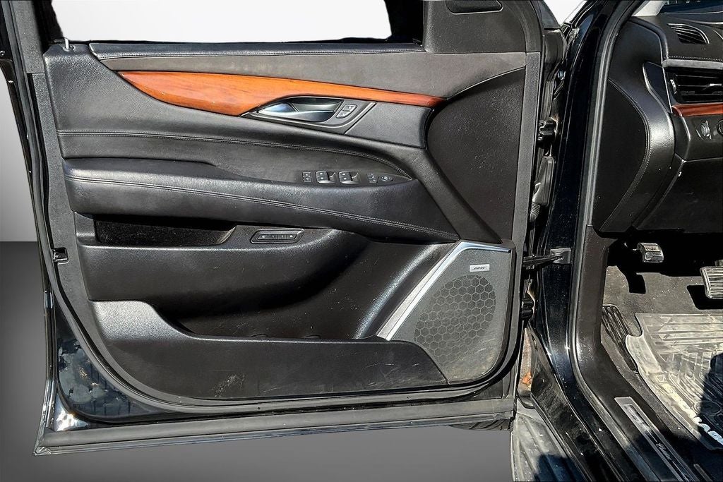 2016 Cadillac Escalade ESV Luxury