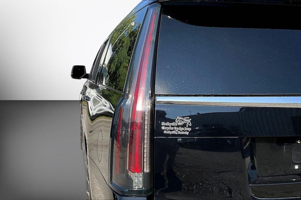 2016 Cadillac Escalade ESV Luxury