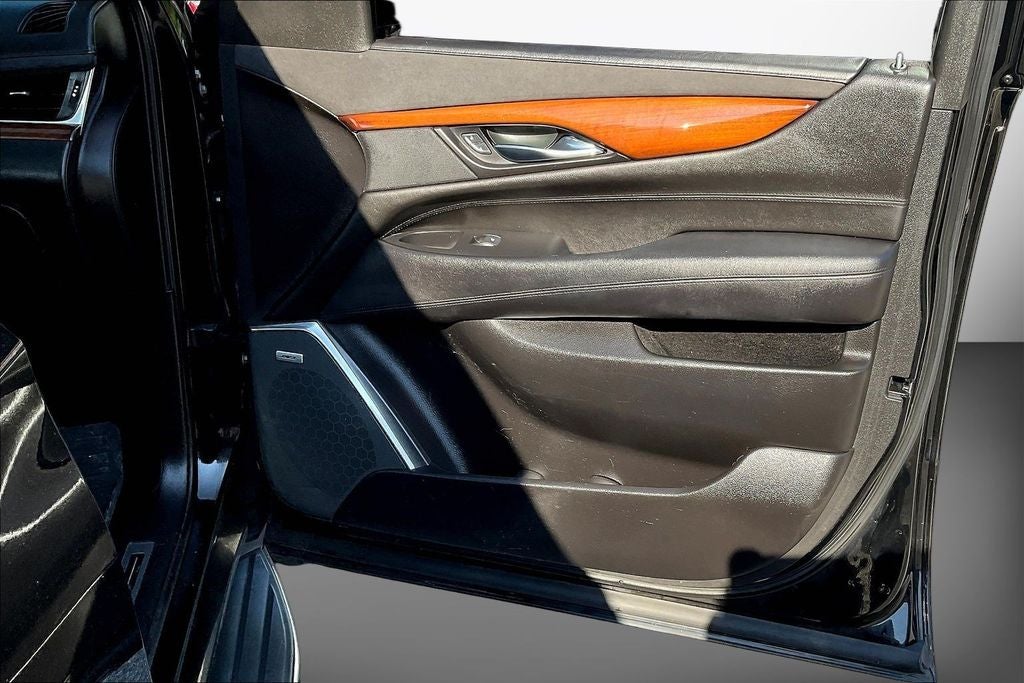 2016 Cadillac Escalade ESV Luxury