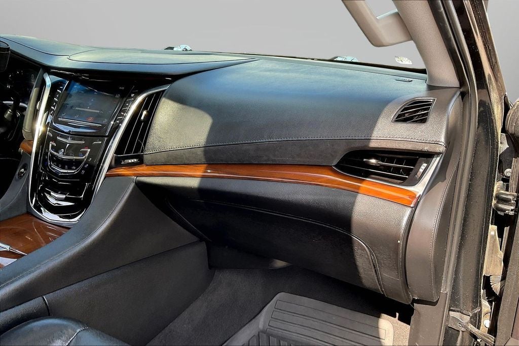 2020 Cadillac Escalade ESV Premium