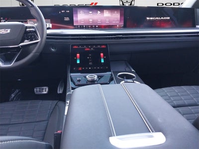 2025 Cadillac Escalade ESV V-Series