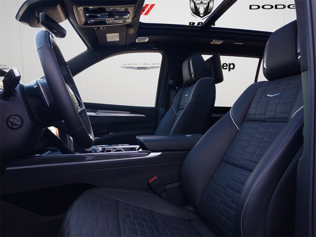 2025 Cadillac Escalade ESV V-Series