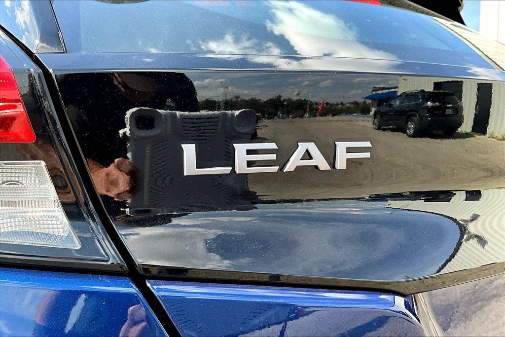 2023 Nissan Leaf S