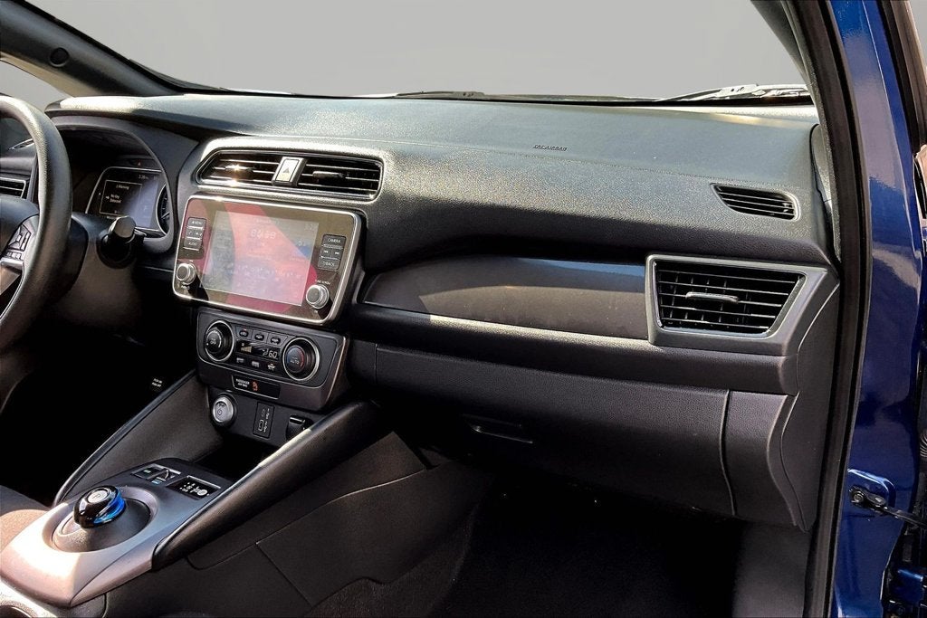 2023 Nissan Leaf S