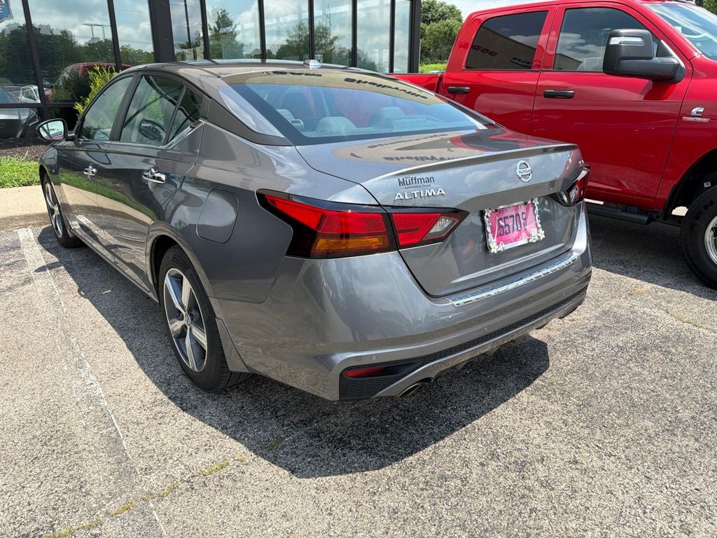 2021 Nissan Altima 2.5 SV