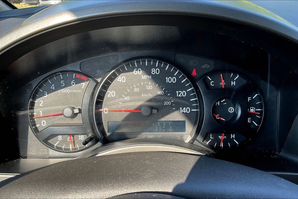 2004 Nissan Titan SE