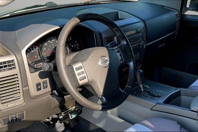 2004 Nissan Titan SE