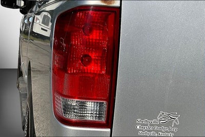 2004 Nissan Titan SE
