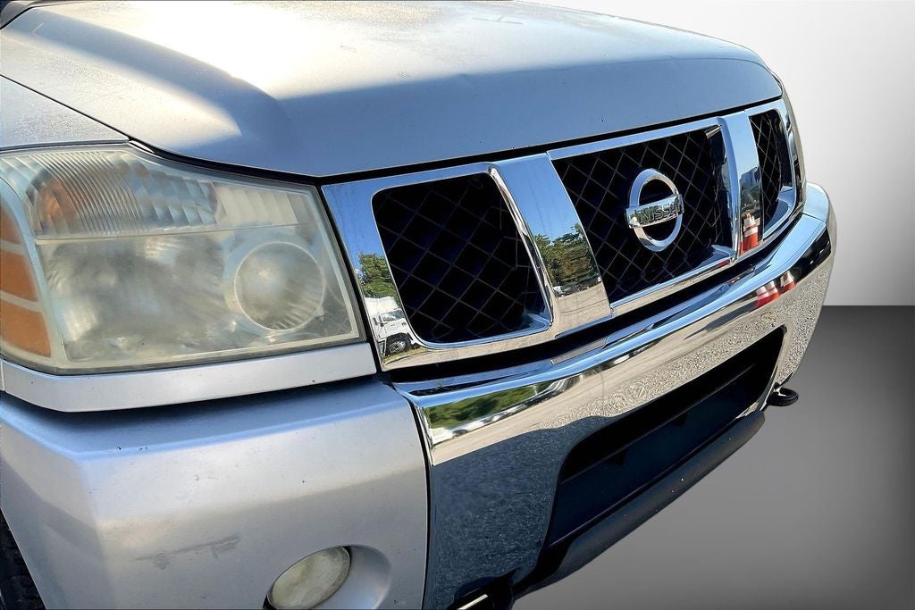 2004 Nissan Titan SE