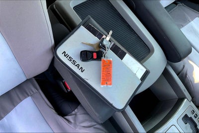 2004 Nissan Titan SE