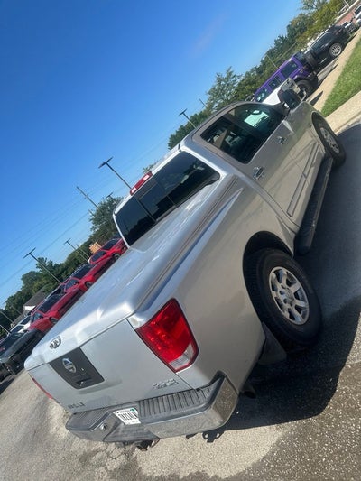 2004 Nissan Titan SE