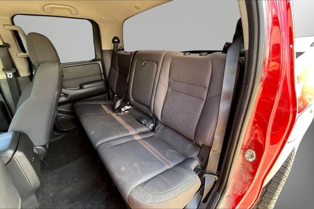 2022 Nissan Frontier S