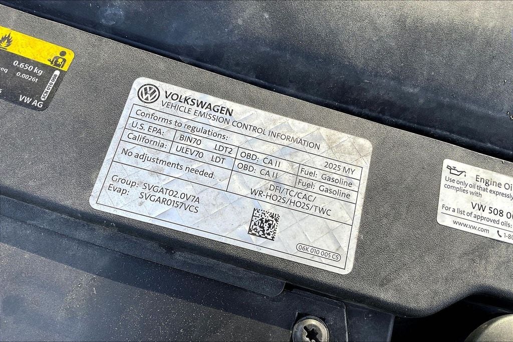 2025 Volkswagen Atlas 2.0T SE w/Technology