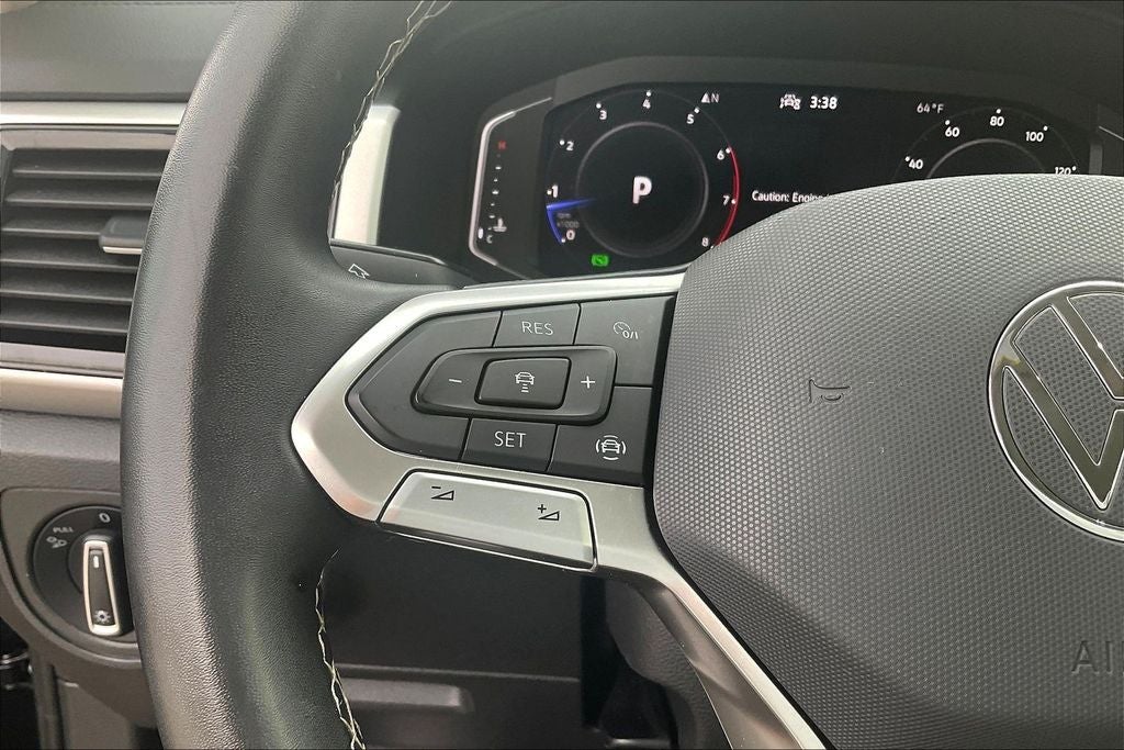 2022 Volkswagen Atlas 3.6L V6 SE w/Technology