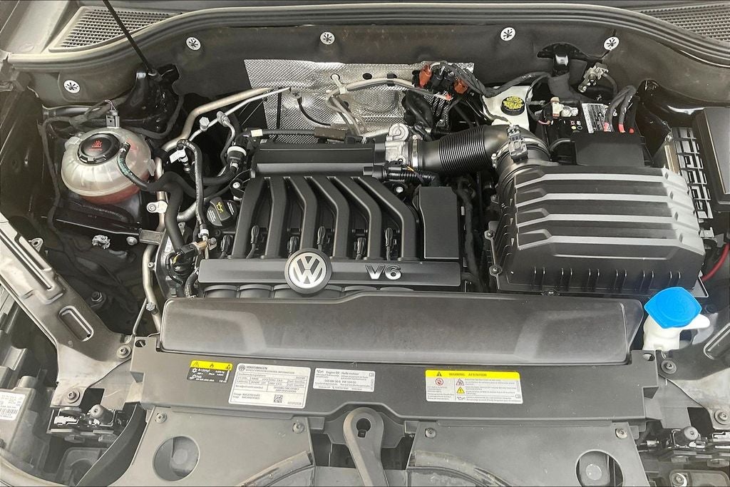 2022 Volkswagen Atlas 3.6L V6 SE w/Technology