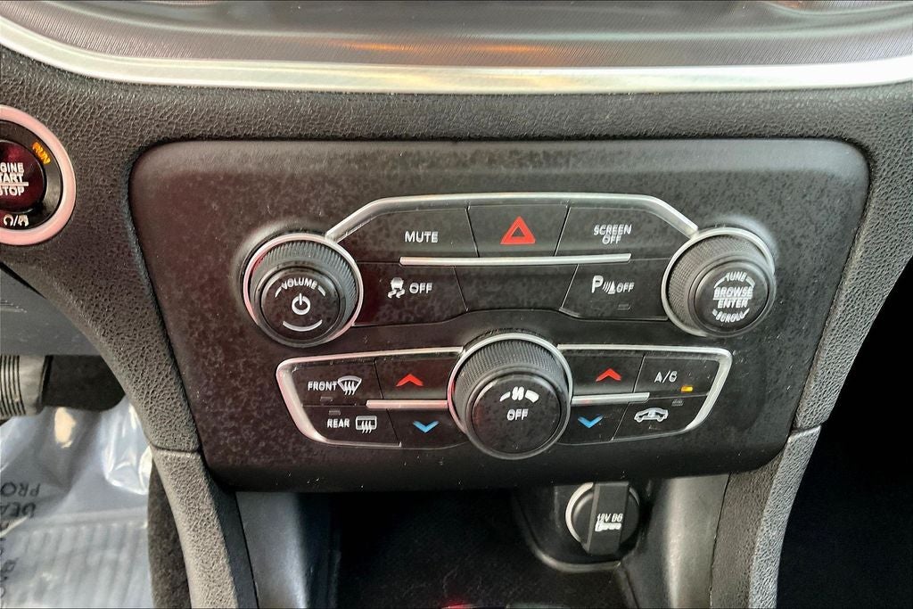 2019 Dodge Charger SXT