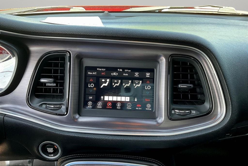 2018 Dodge Challenger SXT