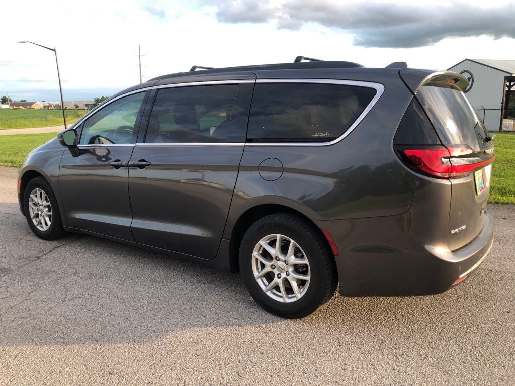 2022 Chrysler Pacifica Touring L