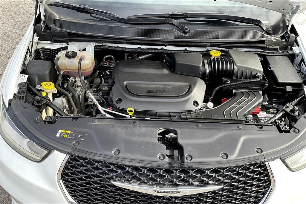 2021 Chrysler Pacifica Touring L