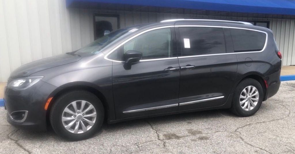 2019 Chrysler Pacifica Touring L